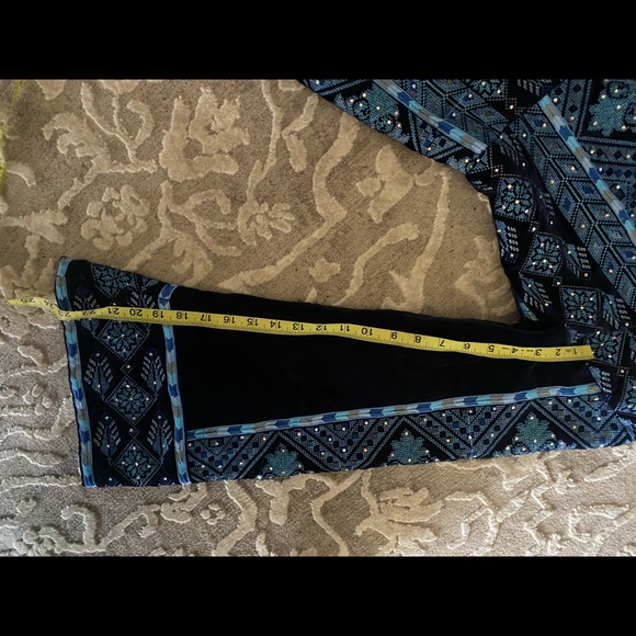 Blue Velvet Palestinian Thobe - Picture 6 of 13